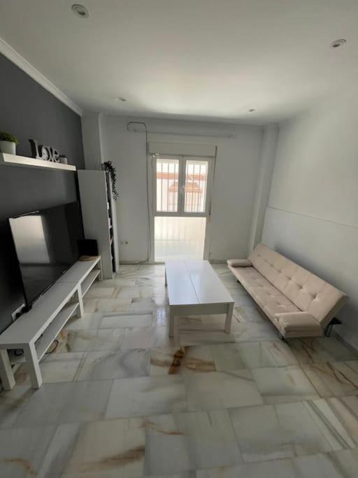 El Pisito Vacasional Apartment Chiclana de la Frontera Bagian luar foto